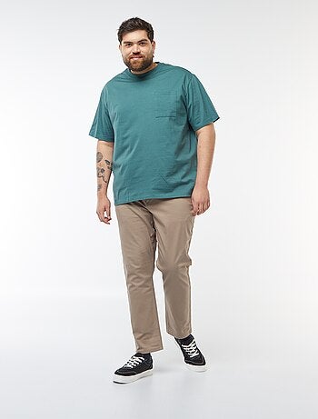 Camiseta lisa de manga corta con bolsillo en el pecho
