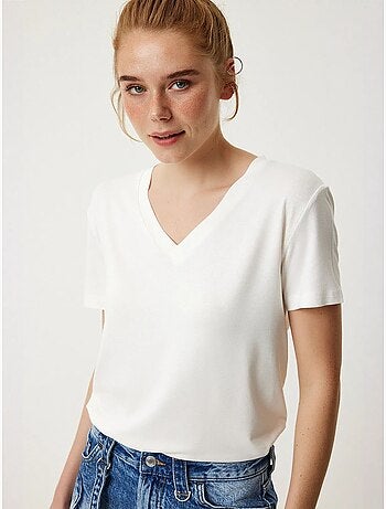 Camiseta lisa de manga corta con cuello en v istanbul