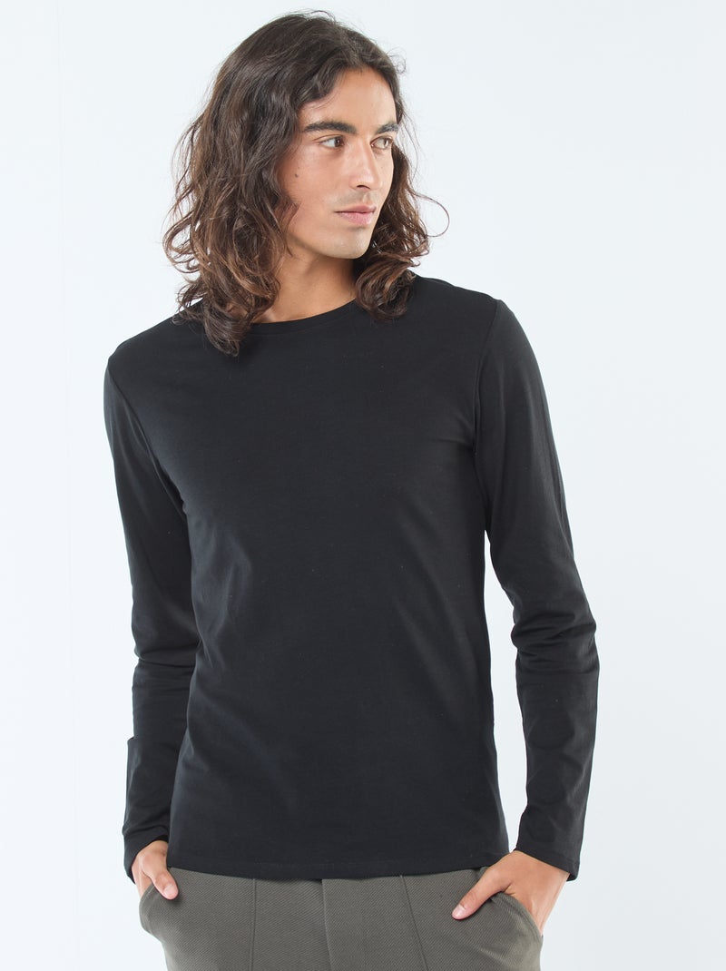 Camiseta lisa de manga corta con cuello redondo negro - Kiabi