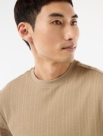 Camiseta lisa de manga corta en punto fantasía