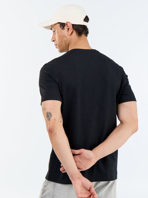 Camiseta lisa de manga corta - Kiabi Camiseta lisa de manga corta - Kiabi