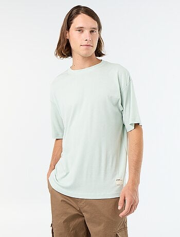 Camiseta lisa de manga corta y cuello redondo