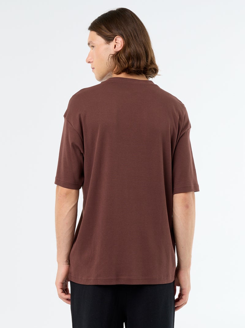 Camiseta lisa de manga corta y cuello redondo Marron - Kiabi