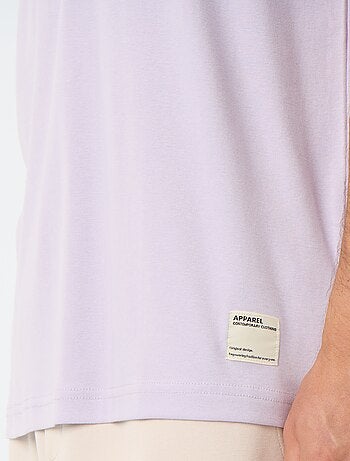 Camiseta lisa de manga corta y cuello redondo