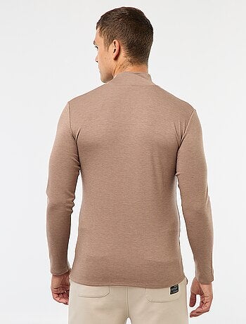 Camiseta lisa de manga larga y cuello alto