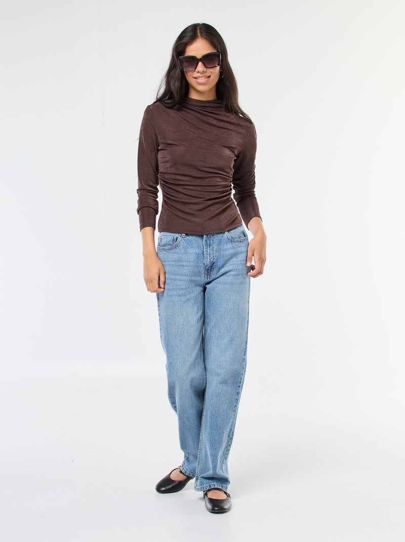 Camiseta lisa de material fluido con cuello alto Marron - Kiabi