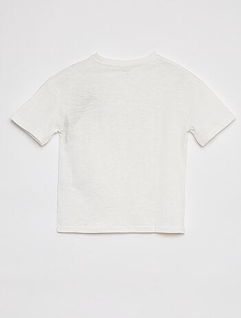 Camiseta lisa oversize con bolsillo