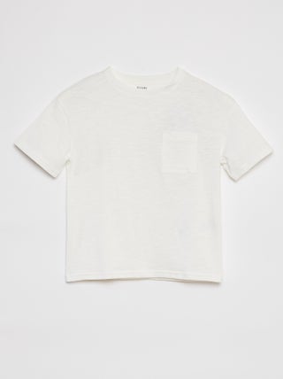 Camiseta lisa oversize con bolsillo