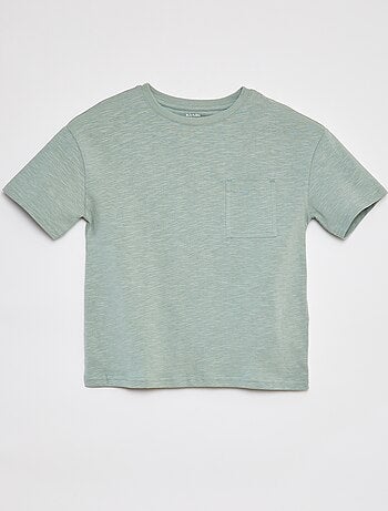 Camiseta lisa oversize con bolsillo