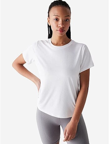 Camiseta loose de modal con cuello redondo roto penti