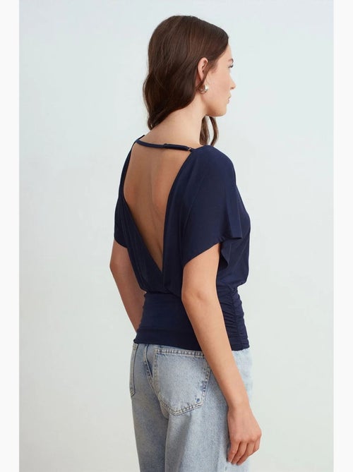 Camiseta mezcla modal recortes cuello redondo manga corta dilvin - Kiabi Camiseta mezcla modal recortes cuello redondo manga corta dilvin - Kiabi