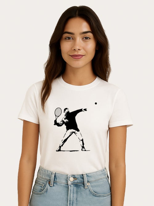 Camiseta Mujer - APOH BANKSY TENNIS - Kiabi Camiseta Mujer - APOH BANKSY TENNIS - Kiabi
