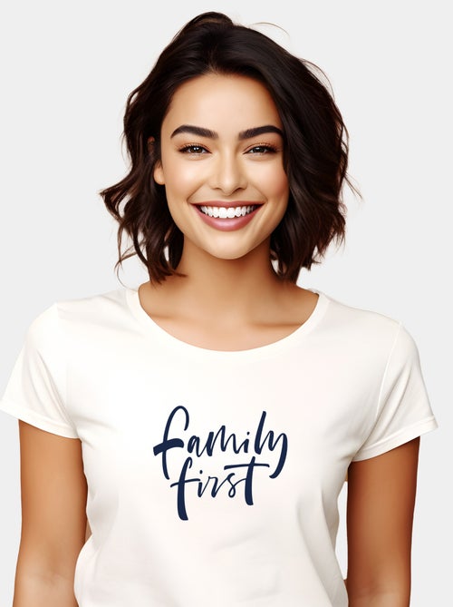 Camiseta Mujer - FAMILY FIRST - Kiabi