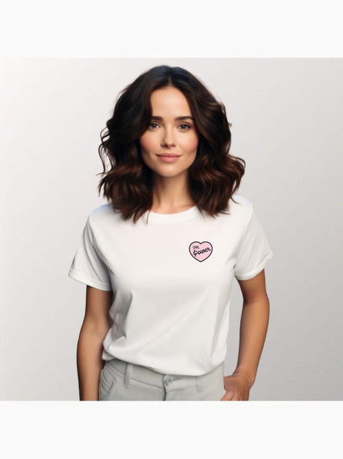 Camiseta Mujer - GIRL POWER PINK HEART - Kiabi Camiseta Mujer - GIRL POWER PINK HEART - Kiabi