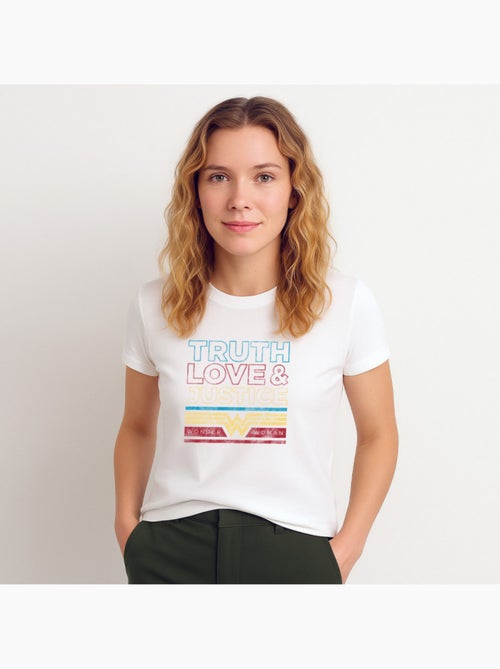 Camiseta Mujer - TRUTH LOVE & JUSTICE WONDER WOMAN - Kiabi Camiseta Mujer - TRUTH LOVE & JUSTICE WONDER WOMAN - Kiabi