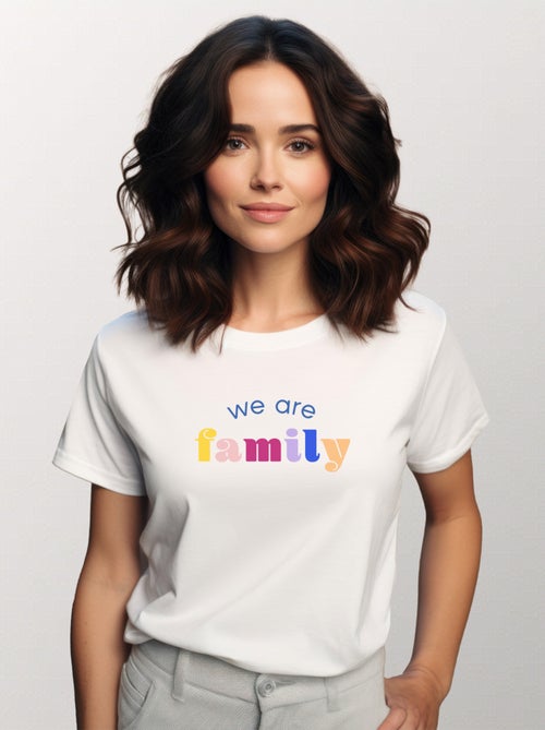 Camiseta Mujer - WE ARE FAMILY - Kiabi