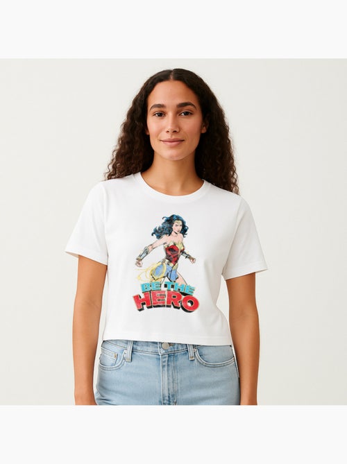Camiseta Mujer - WONDER WOMAN BE THE HERO 2 - Kiabi Camiseta Mujer - WONDER WOMAN BE THE HERO 2 - Kiabi