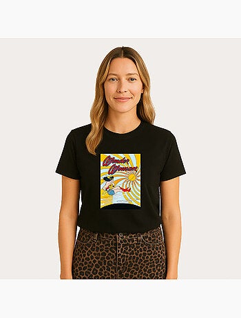 Camiseta Mujer - WONDER WOMAN FLYING