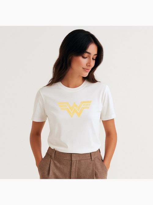 Camiseta Mujer - WONDER WOMAN VINTAGE LOGO - Kiabi Camiseta Mujer - WONDER WOMAN VINTAGE LOGO - Kiabi