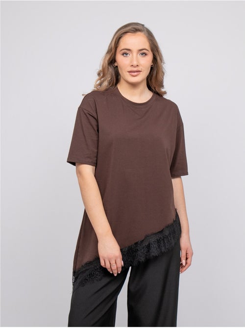 Camiseta oversize asimétrica con ribete de encaje forinel - Kiabi