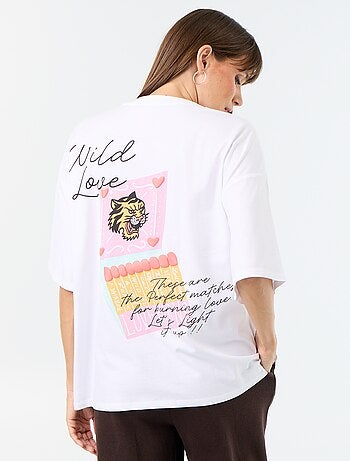 Camiseta oversize con estampado en la espalda