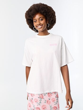 Camiseta oversize con estampado en la espalda