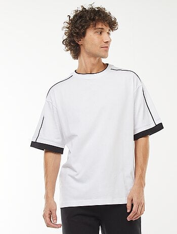 Camiseta oversize con raya