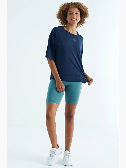 Camiseta oversize de cuello redondo tommy - Kiabi Camiseta oversize de cuello redondo tommy - Kiabi