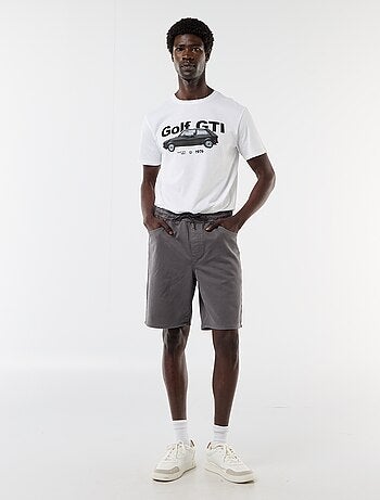 Camiseta que rinde homenaje al 'Golf GTI' de 'Volkswagen'