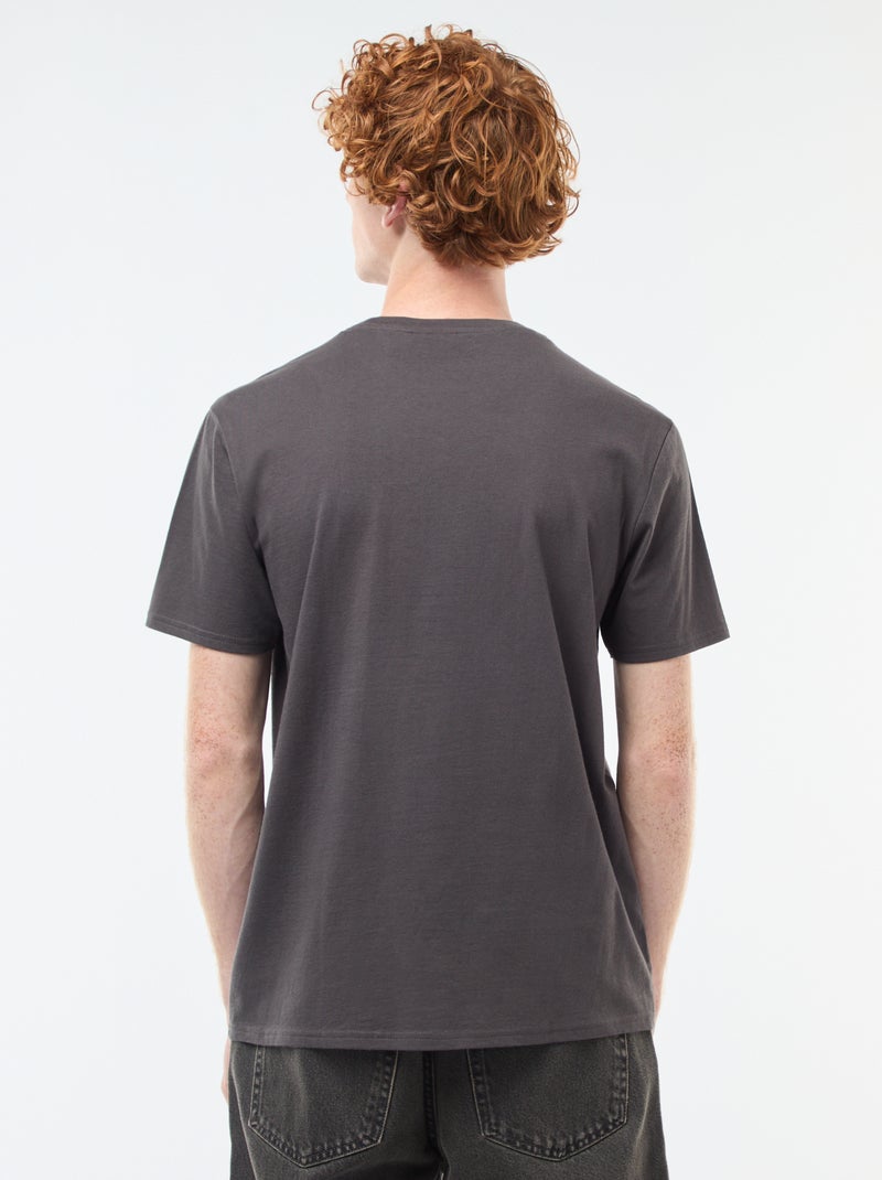 Camiseta Sahinler 'Sakamoto days' de algodón Negro - Kiabi