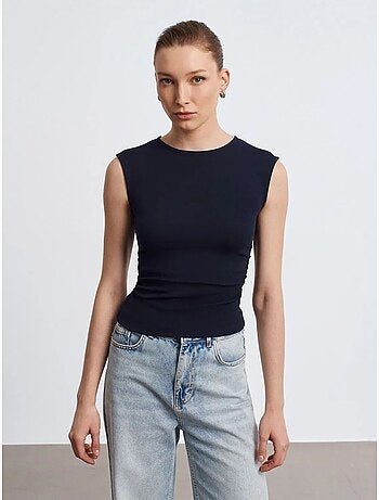 Camiseta sin mangas acanalada de cuello redondo, corte slim dilvin
