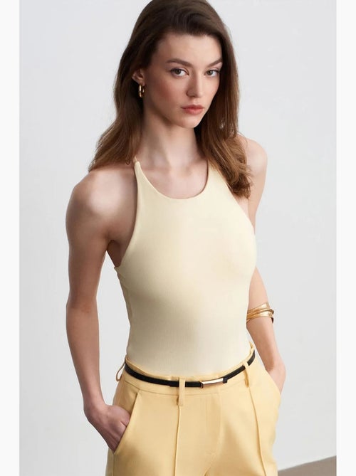 Camiseta sin mangas ajustada cuello halter de punto dilvin - Kiabi