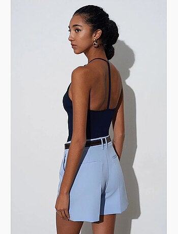 Camiseta sin mangas ajustada cuello halter de punto dilvin