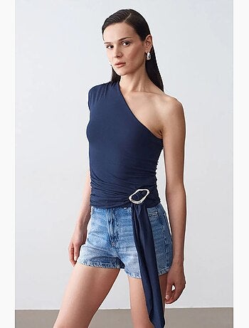 Camiseta sin mangas asimétrica detalle lazo dilvin