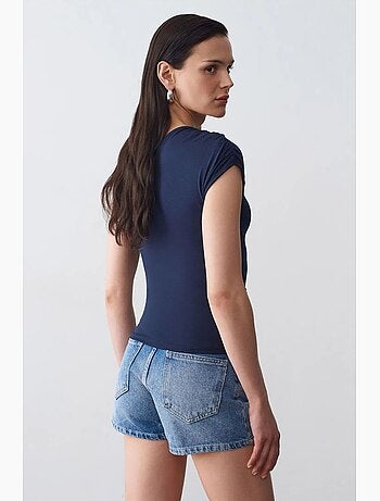 Camiseta sin mangas asimétrica detalle lazo dilvin