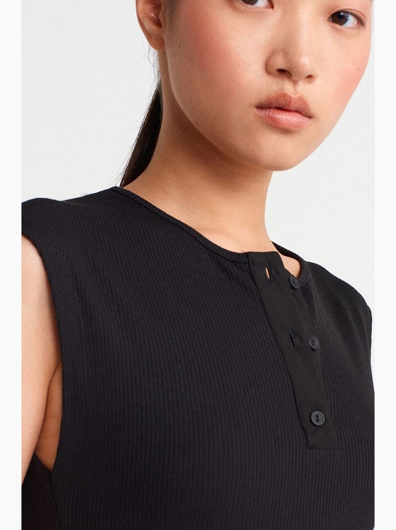 Camiseta sin mangas canalé abotonada delante dilvin Negro - Kiabi