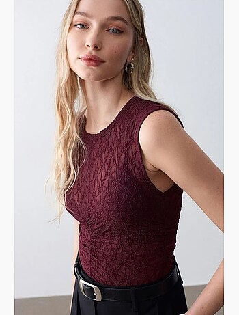 Camiseta sin mangas canalé con encaje dilvin