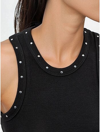 Camiseta sin mangas con cuello en u y detalle de botones busem