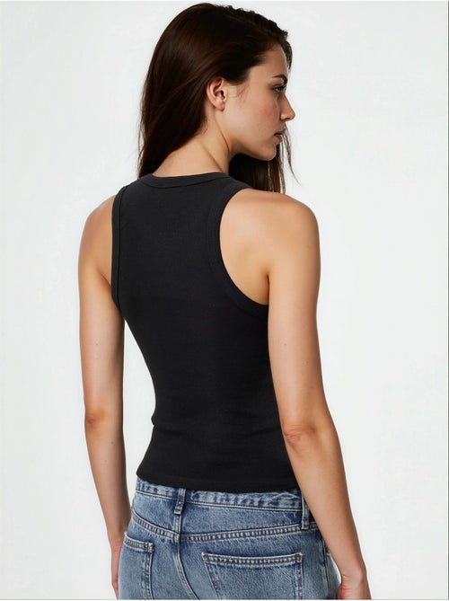 Camiseta sin mangas con cuello en u y detalle de botones busem - Kiabi Camiseta sin mangas con cuello en u y detalle de botones busem - Kiabi