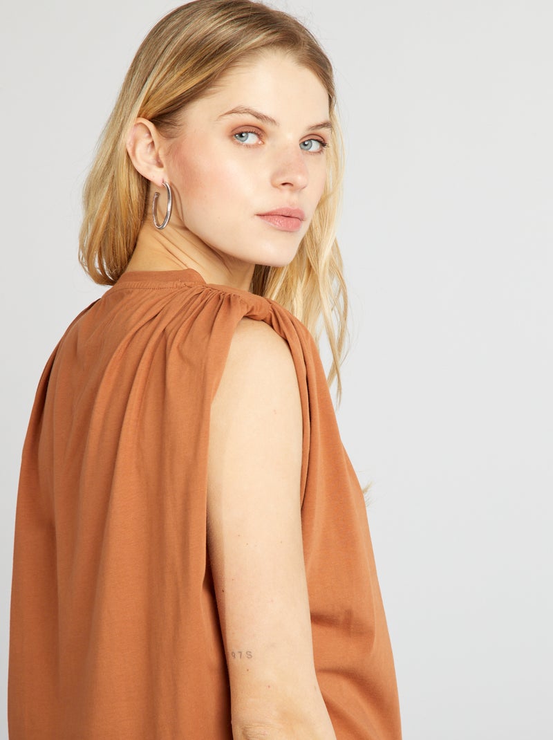 Camiseta sin mangas con hombreras MARRON - Kiabi