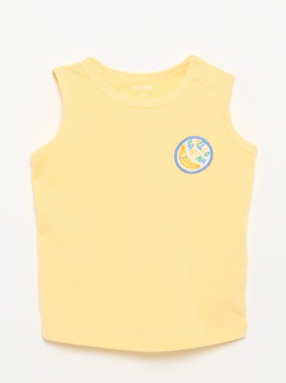 Camiseta sin mangas con parche en el pecho