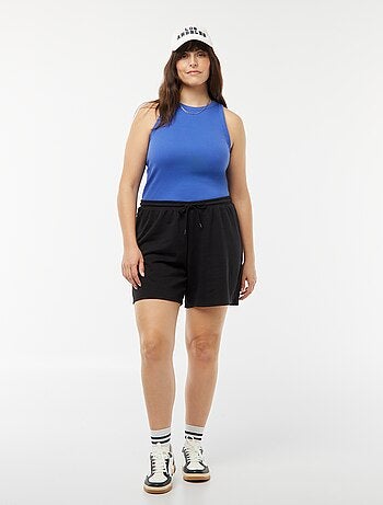 Camiseta sin mangas con sisas americanas