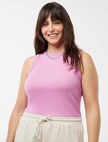 Camiseta sin mangas con sisas americanas