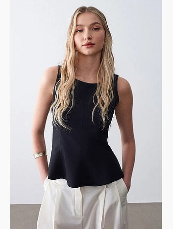 Camiseta sin mangas de crepé con volante peplum dilvin