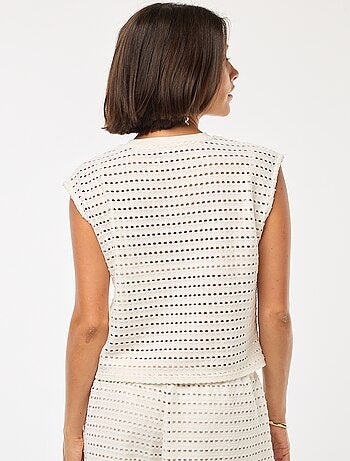 Camiseta sin mangas de croché calado