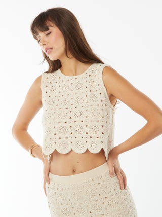 Camiseta sin mangas de macramé con sisa americana