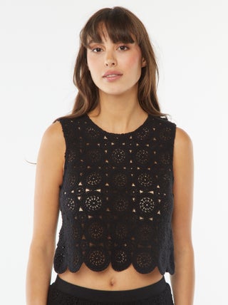 Camiseta sin mangas de macramé con sisa americana