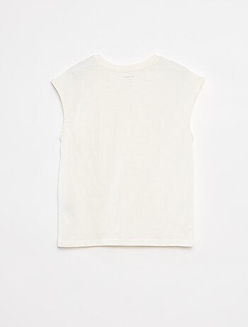 Camiseta sin mangas holgada con detalle en el pecho