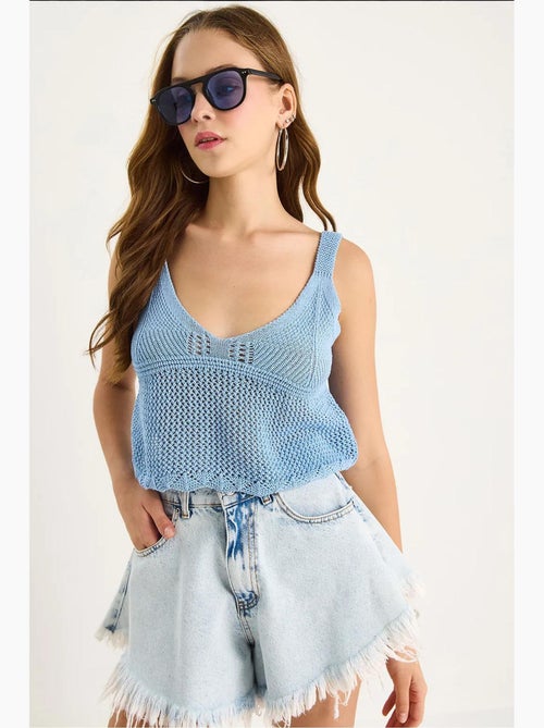 Camiseta sin mangas texturizada escote pico corta ajustada lucci - Kiabi