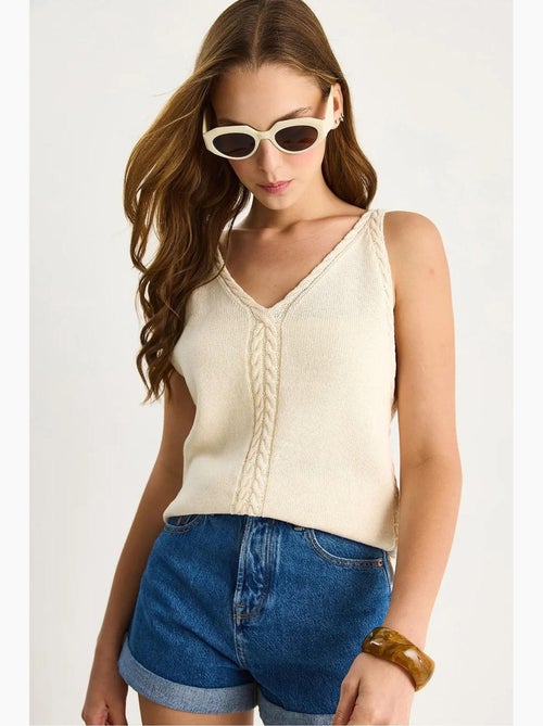 Camiseta sin mangas texturizada escote pico detalle elástico lucci - Kiabi